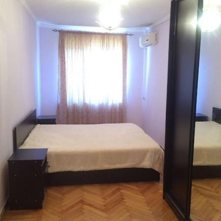 Квартира У Моря В Сухуме Сухумі Екстер'єр фото